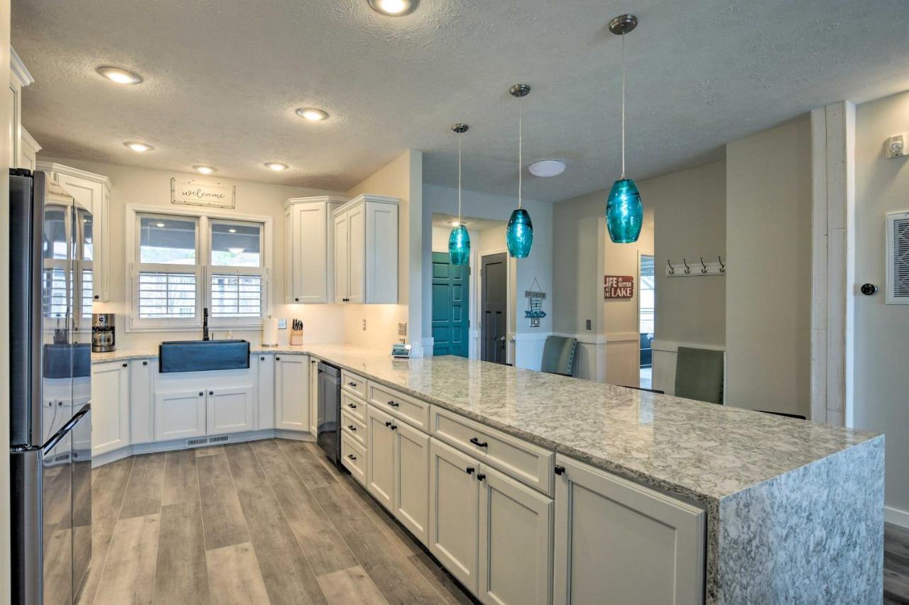 Lake Keowee Resort Condo With Balcony And Pool Access! Salem Bagian luar foto