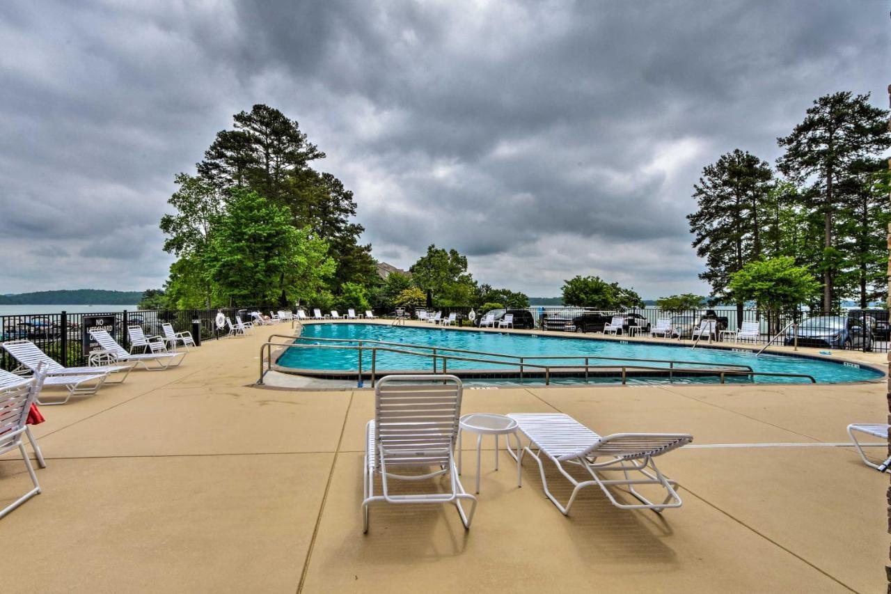 Lake Keowee Resort Condo With Balcony And Pool Access! Salem Bagian luar foto